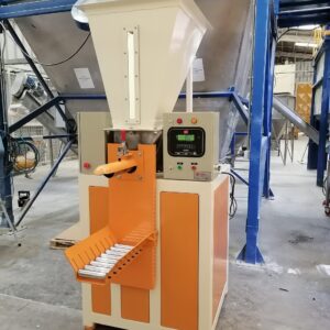 82.-Ensacadora sacos valvulados por tornillo