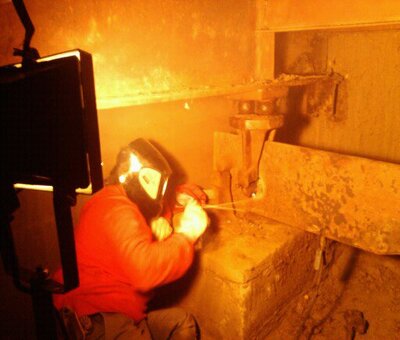 Mantenimiento y reparación de equipos de pesaje